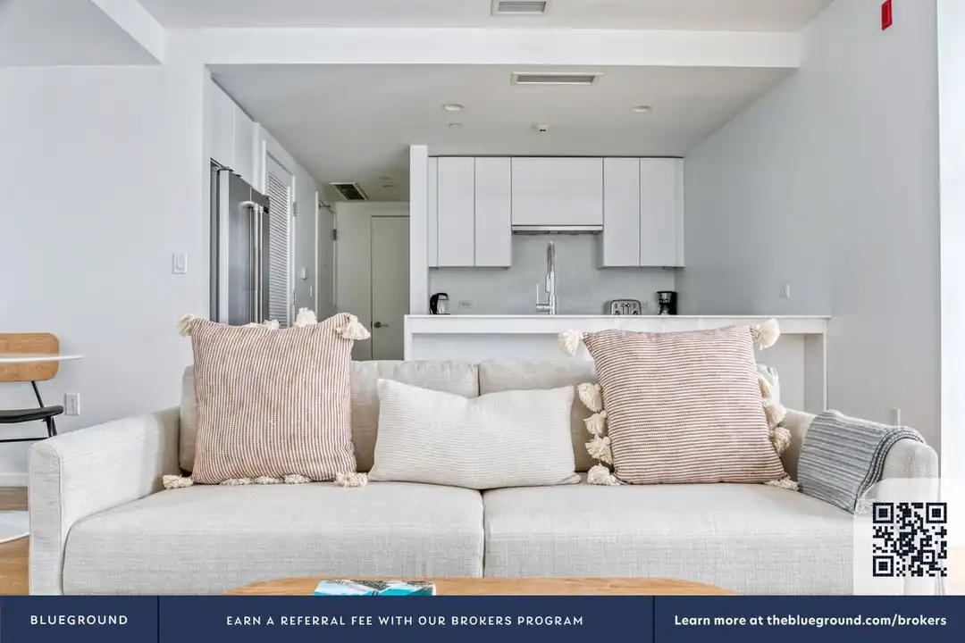 26 W Broadway unit 580 – pohled 4