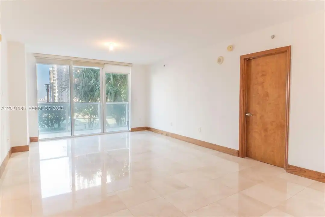 31 SE 5th St #1208 - View 2