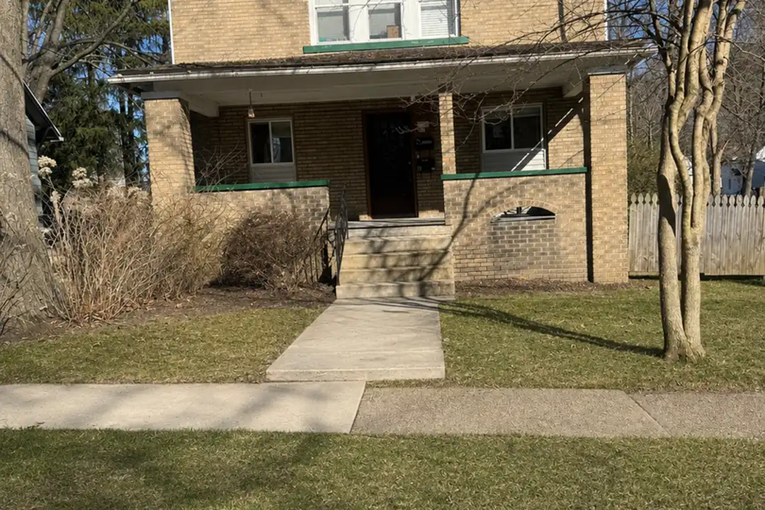 1017 Vine St unit 1017 Vine B - B-2 – photo 1 of 18