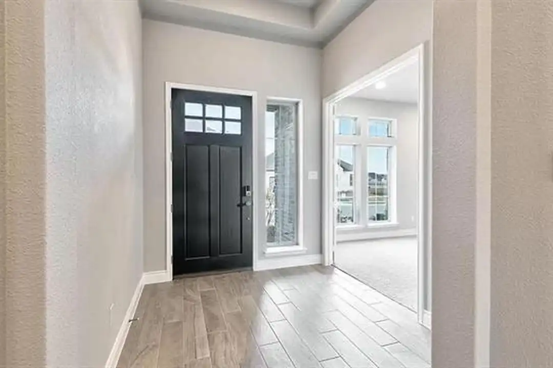 333 Cowling Dr - View 2