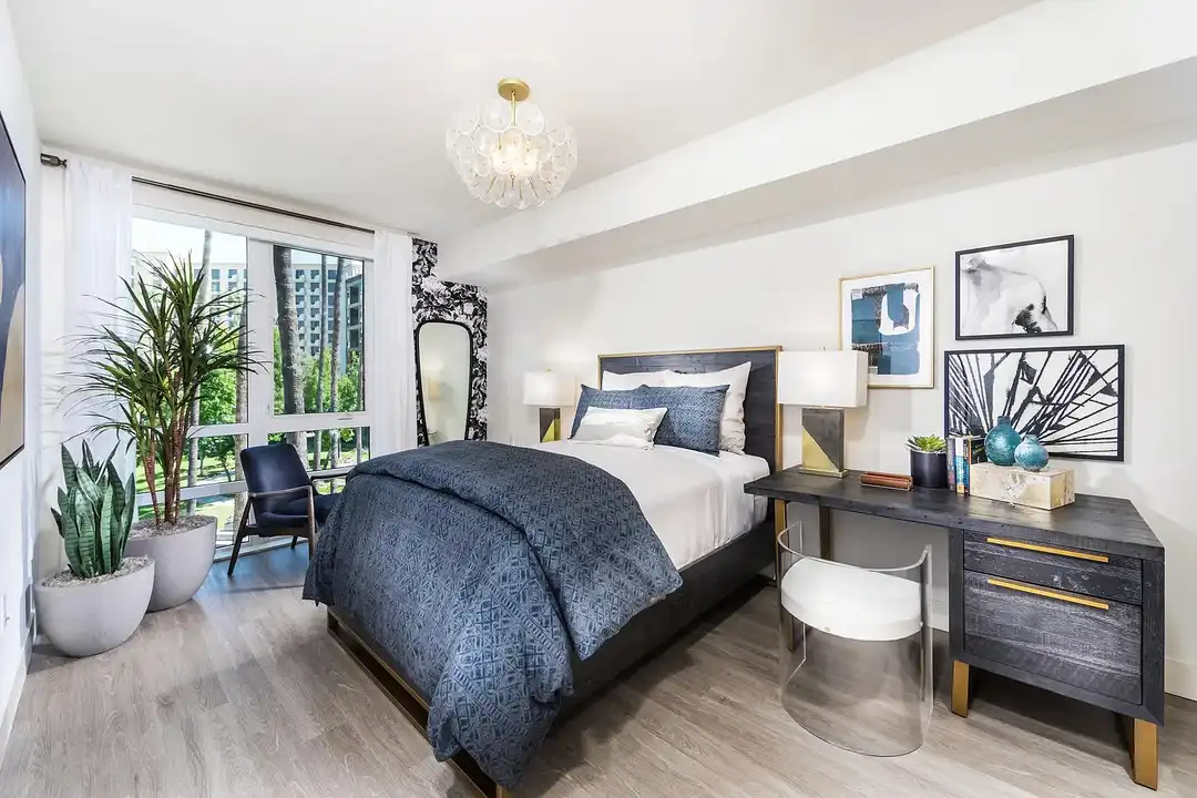 580 Anton - View 6