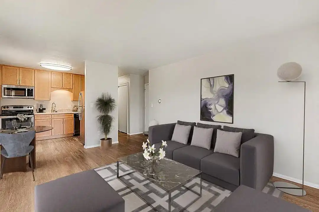 1120 & 1136 York - View 3