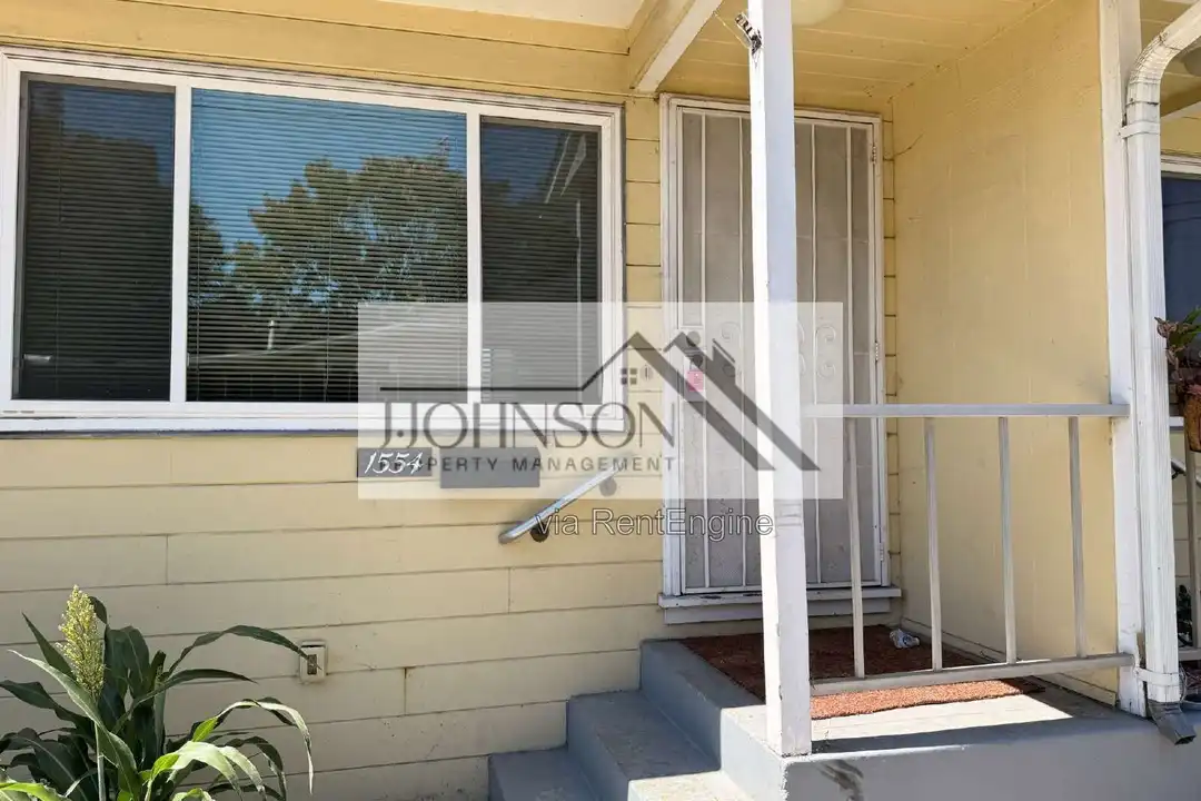 1554 165th Ave – photo 1