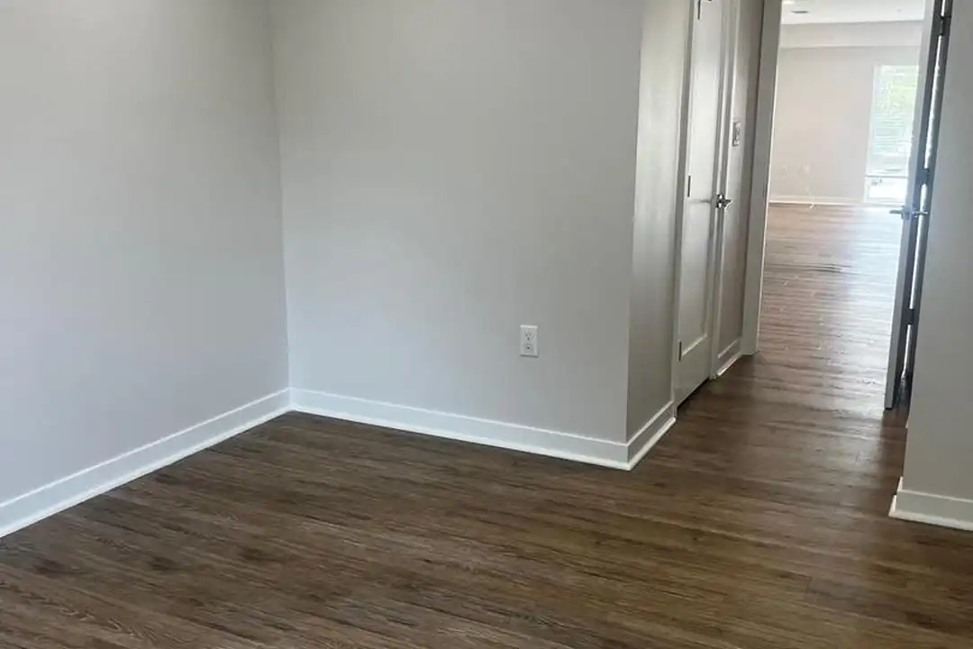 1516 Marion Barry Ave SE unit 301 - View 4