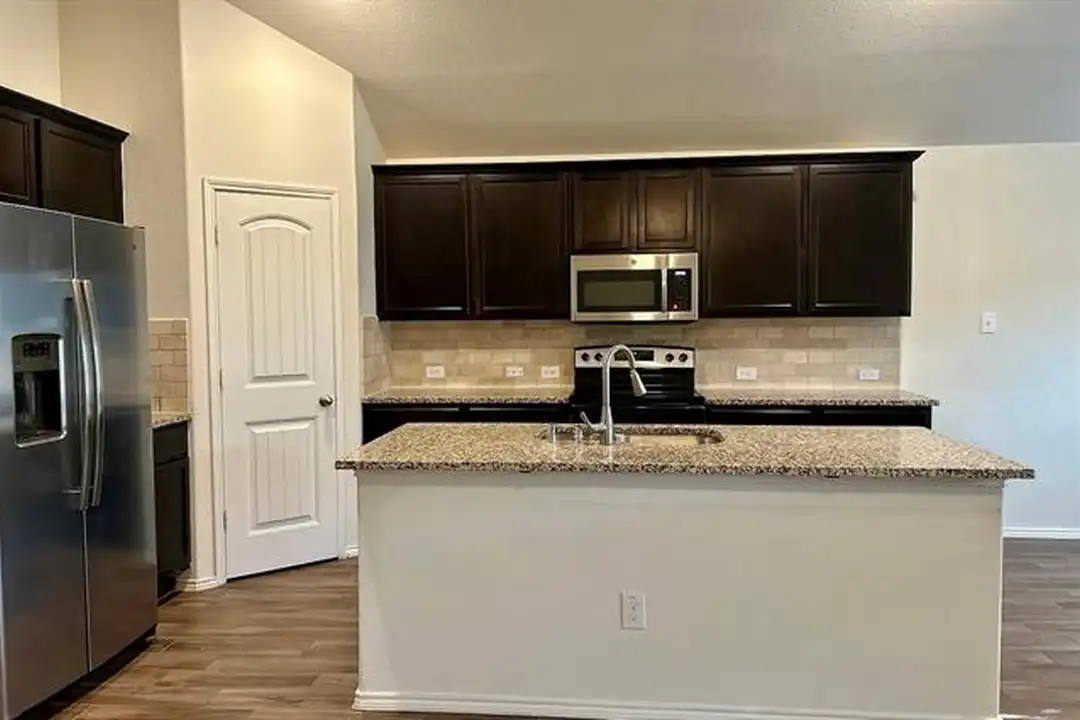 1029 N Churchill Dr - View 5