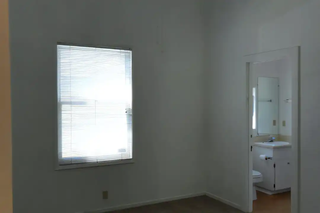 1544 Morro St - View 6