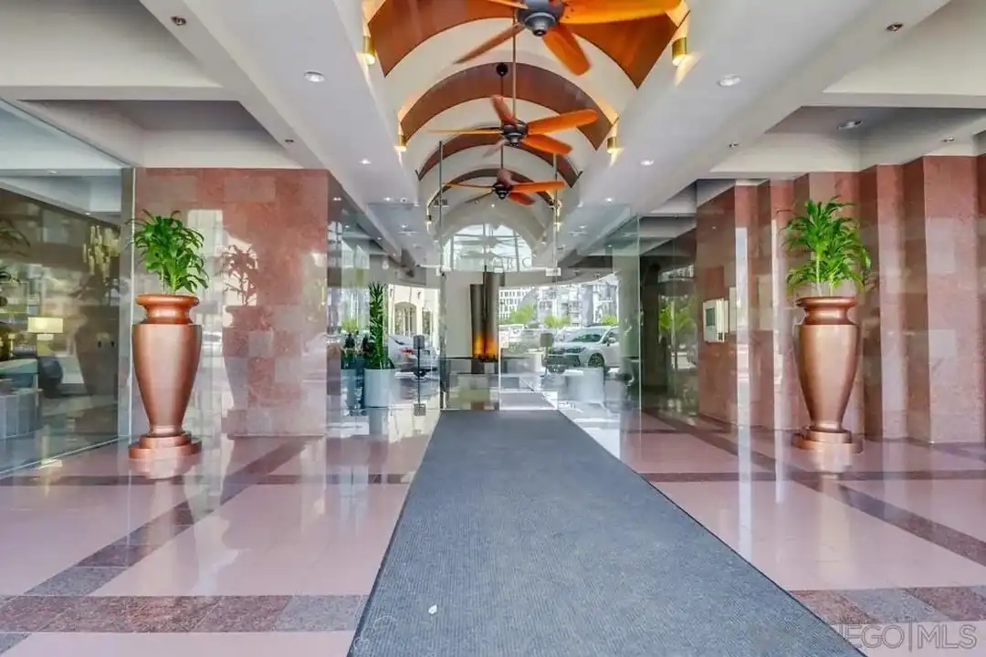 100 W Harbor Dr #504 - View 5