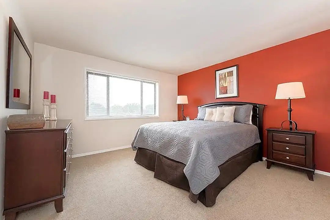 Rollingwood Apartments – photo 1