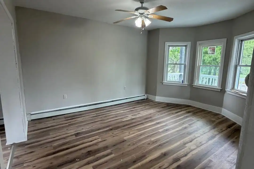 513 Madison Ave - View 3