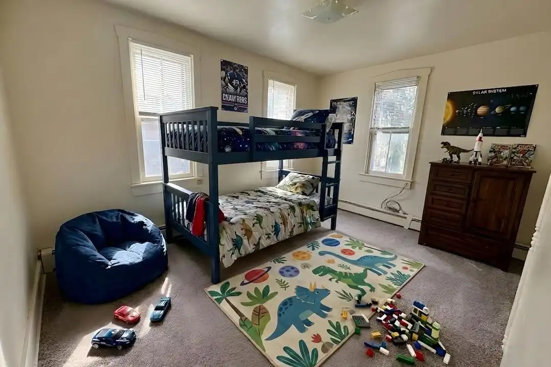 Apartment in Elizabethtown - View 3