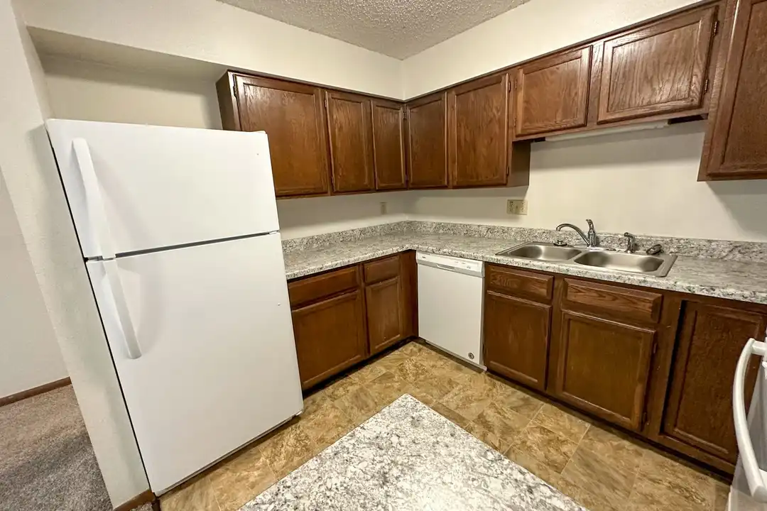 1006 Lincoln Way unit 103 - View 5