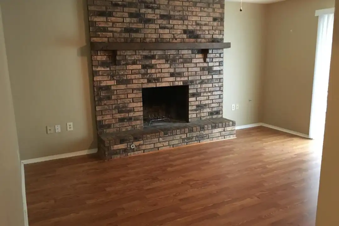 House in Claremore - View 5
