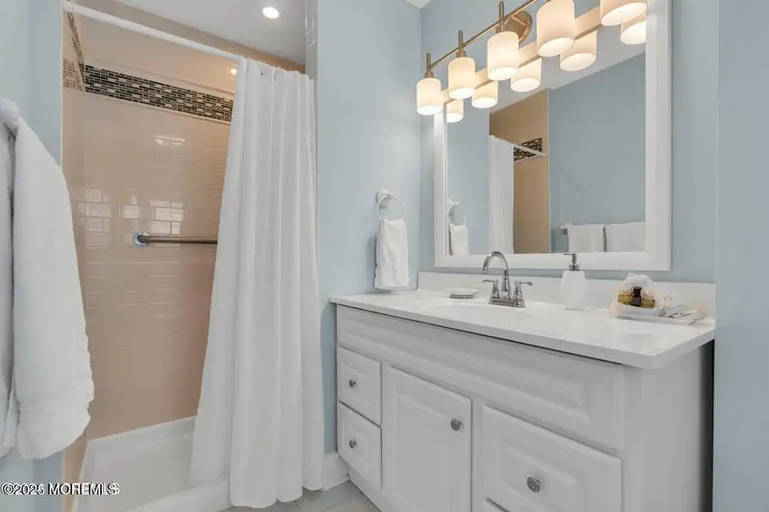 110 Fifth Ave - View 5