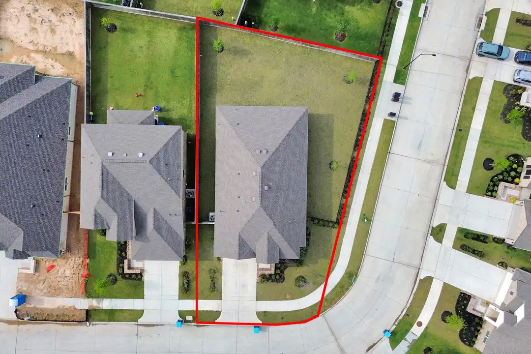 21927 Citrus Grv Ct - View 3