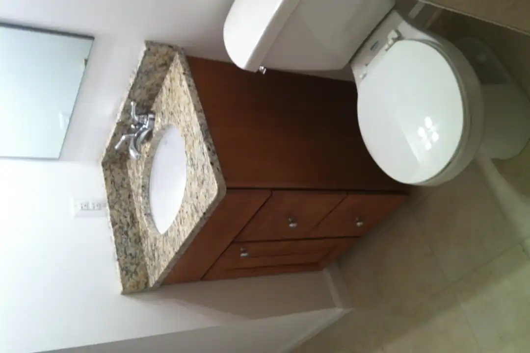 Apartment in Washington, Carver - View 4
