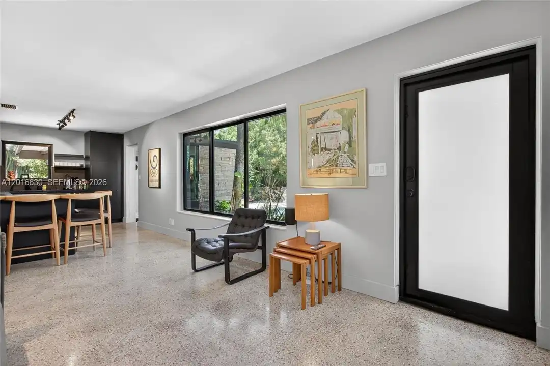 3781 NE 13th Ave - View 5