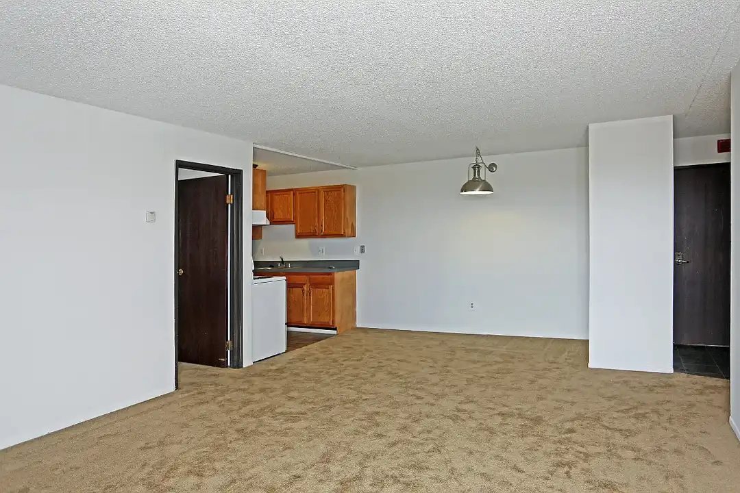 12 North Apartments – photo 1