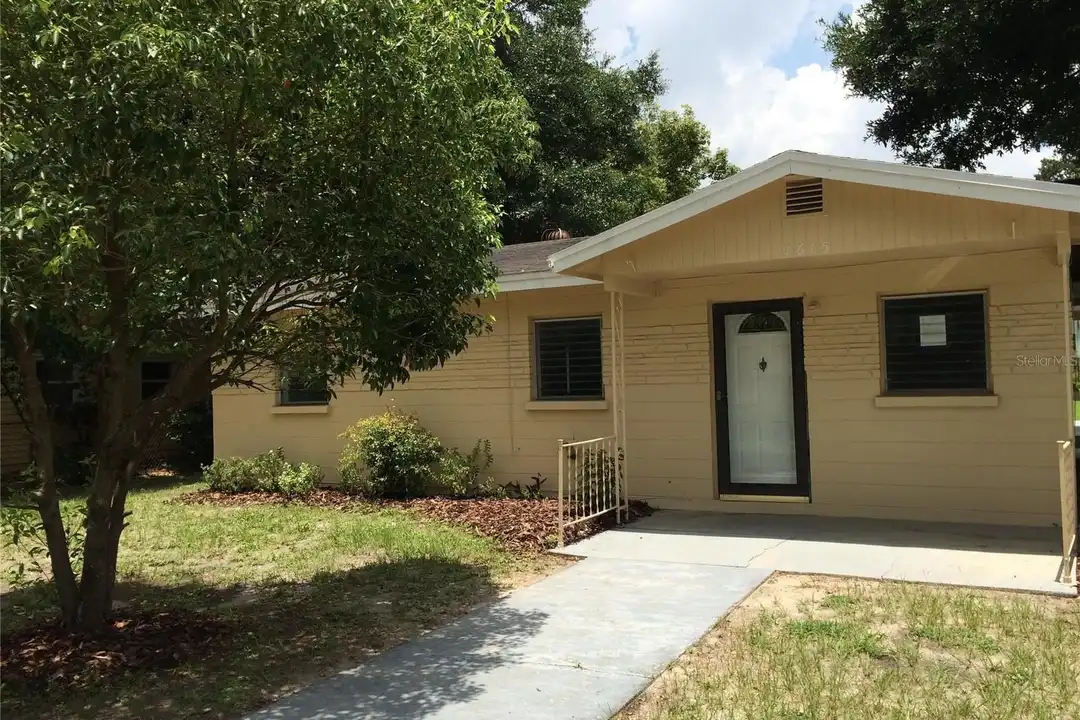 1615 W 7th St – photo 1
