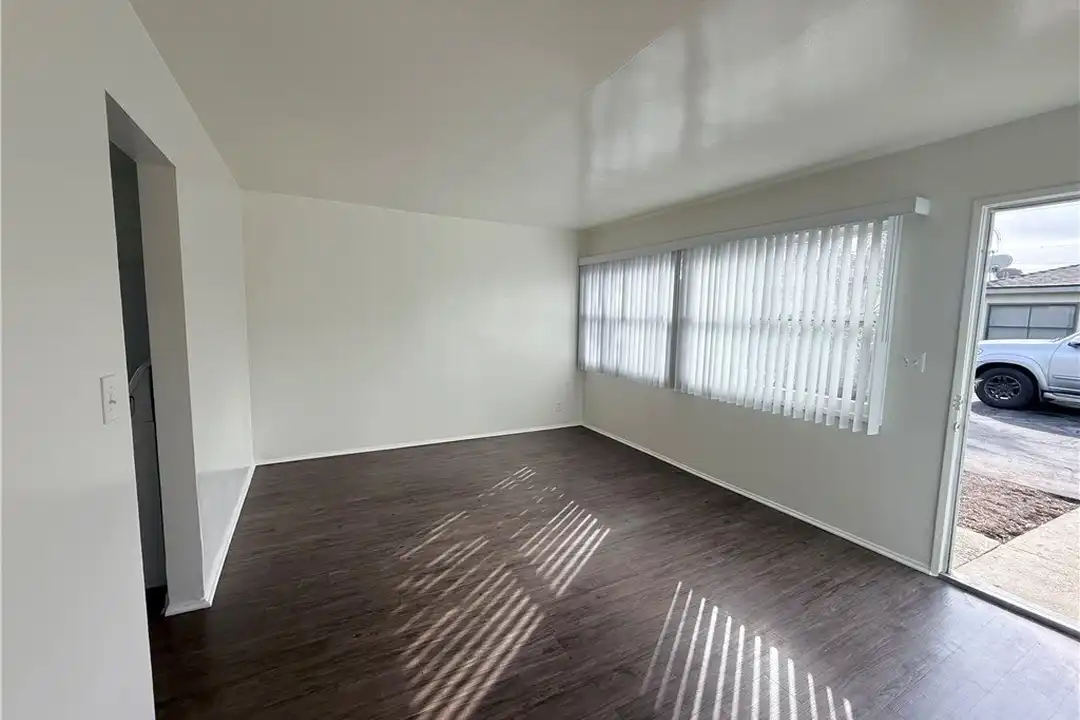 24638 Eshelman Ave #1/4 - View 4