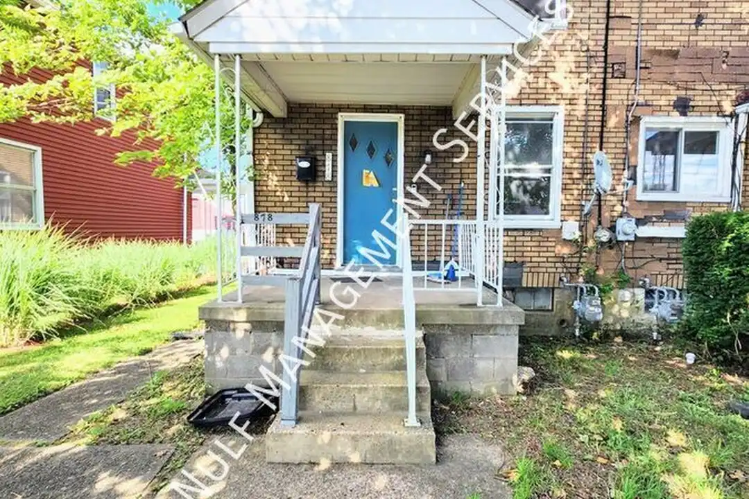 878 Miller Ave