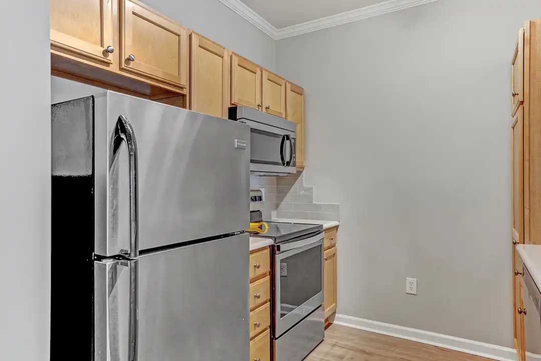 801 Moratuck Dr unit 204 - More