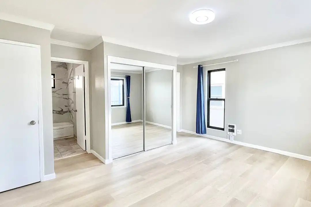140 Montecito Apartments - View 2