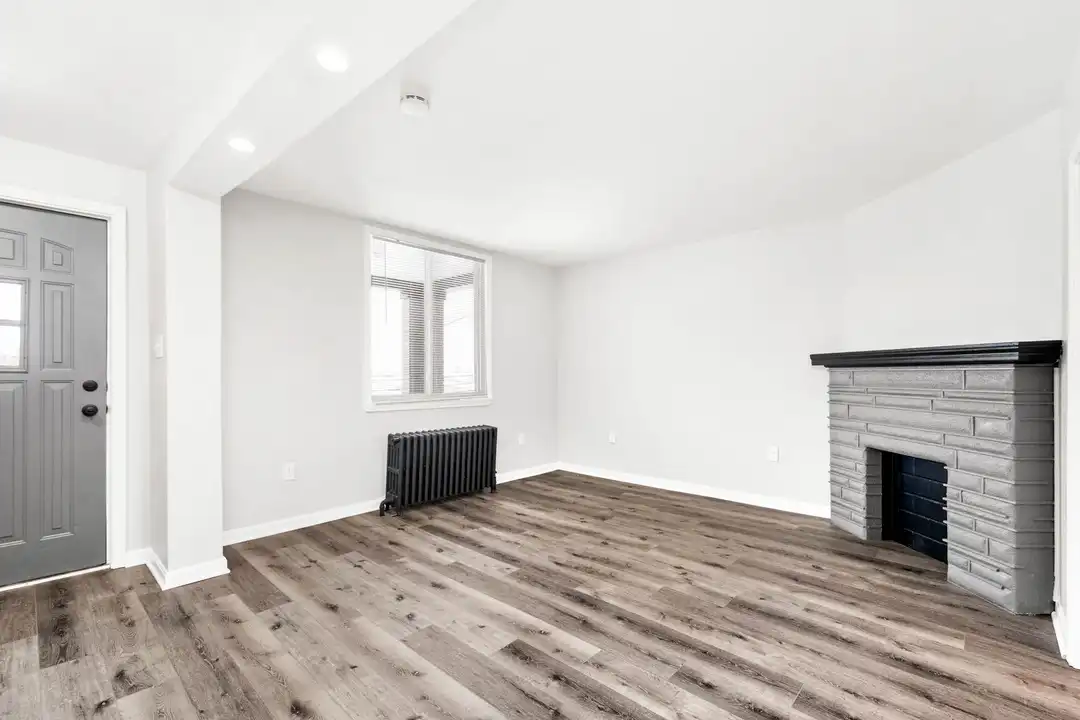 122 Kirk Ave - View 3