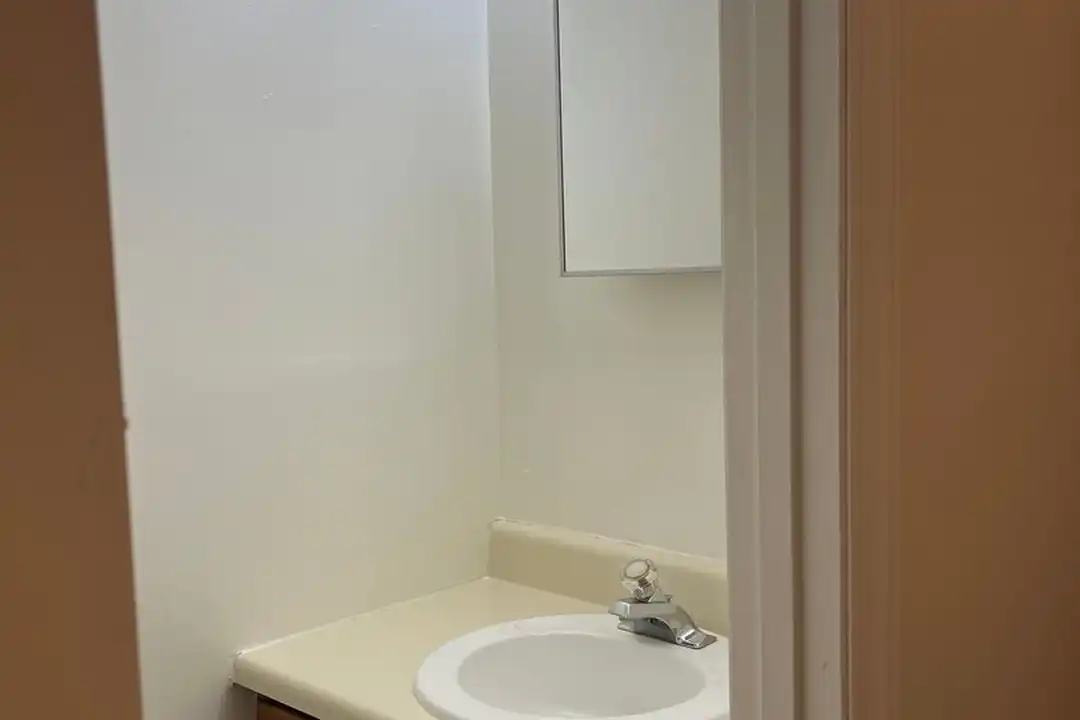 1477 Sandy Cir - View 4