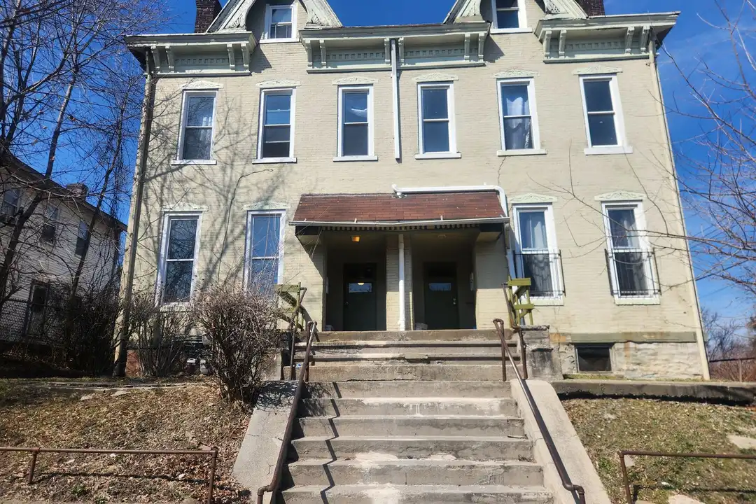 621 Lincoln Ave unit Unit 7 – photo 1