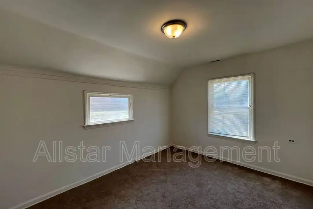 Apartment in Cleveland, Clark-Fulton, Cuyahoga - More