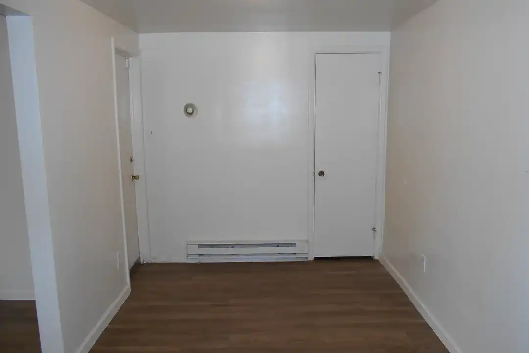 Muhlenberg Lakeview Apartments – photo 1