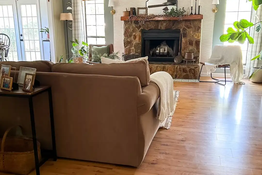 2948 Whirlaway Trail - More