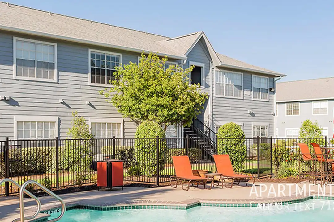 1506 Gaston Rd - View 4