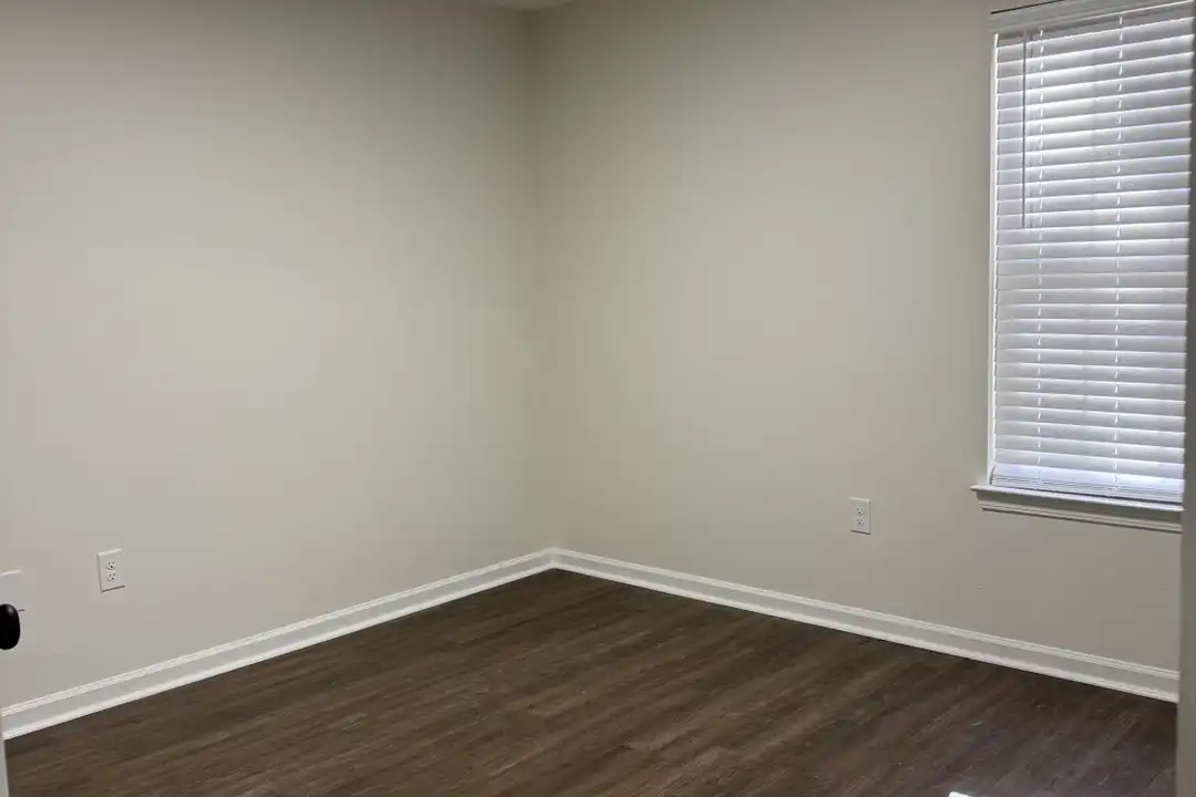 2576 Rhodes Rd unit A - View 5