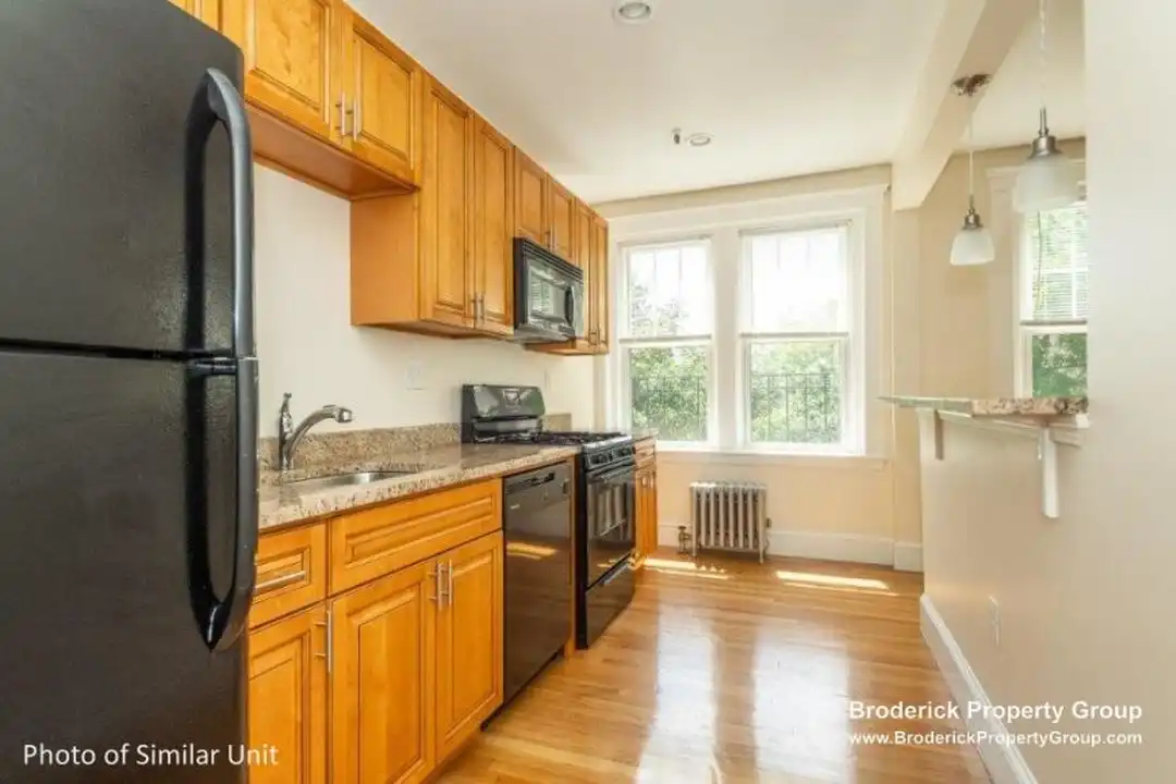 288 Chestnut Hill Ave - Radharc 5