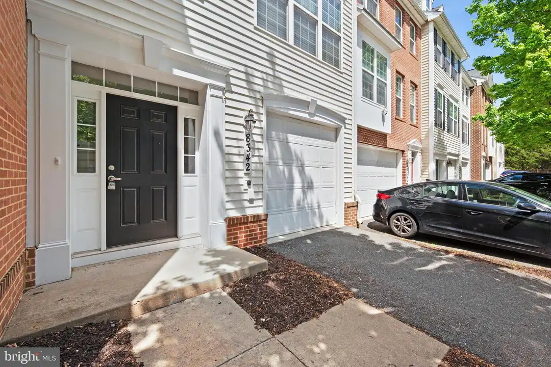 8342 Broderick Cir - View 3