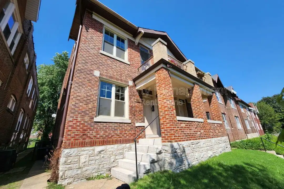 3145 Halliday Ave unit 1ST – photo 1