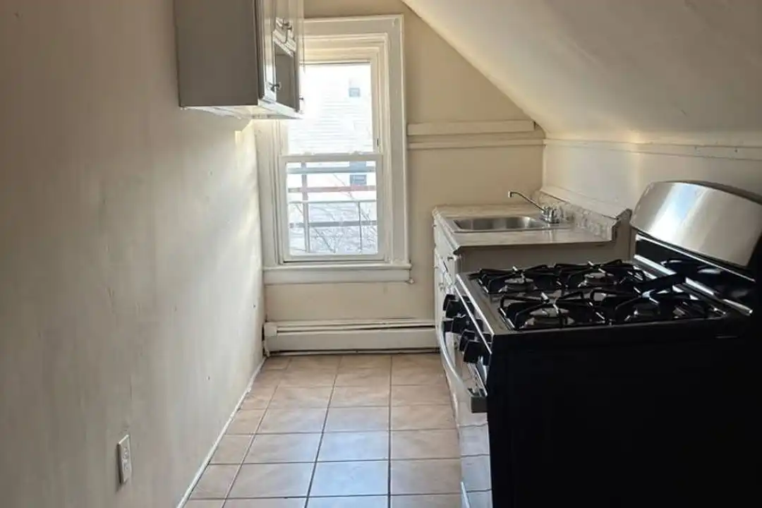 356 Hamilton Ave unit 3 - View 5