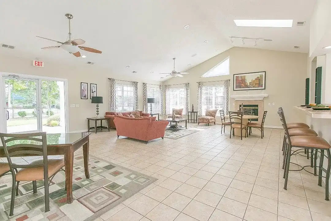 Curated visual reference: Picture Idea: Summerdale Apartments 5951 Tiger Lily Ln Richmond Va