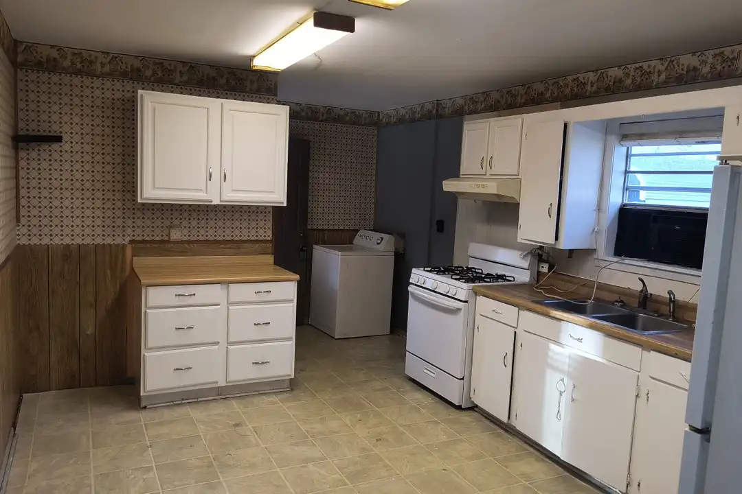 5907 Windham Ave – photo 1
