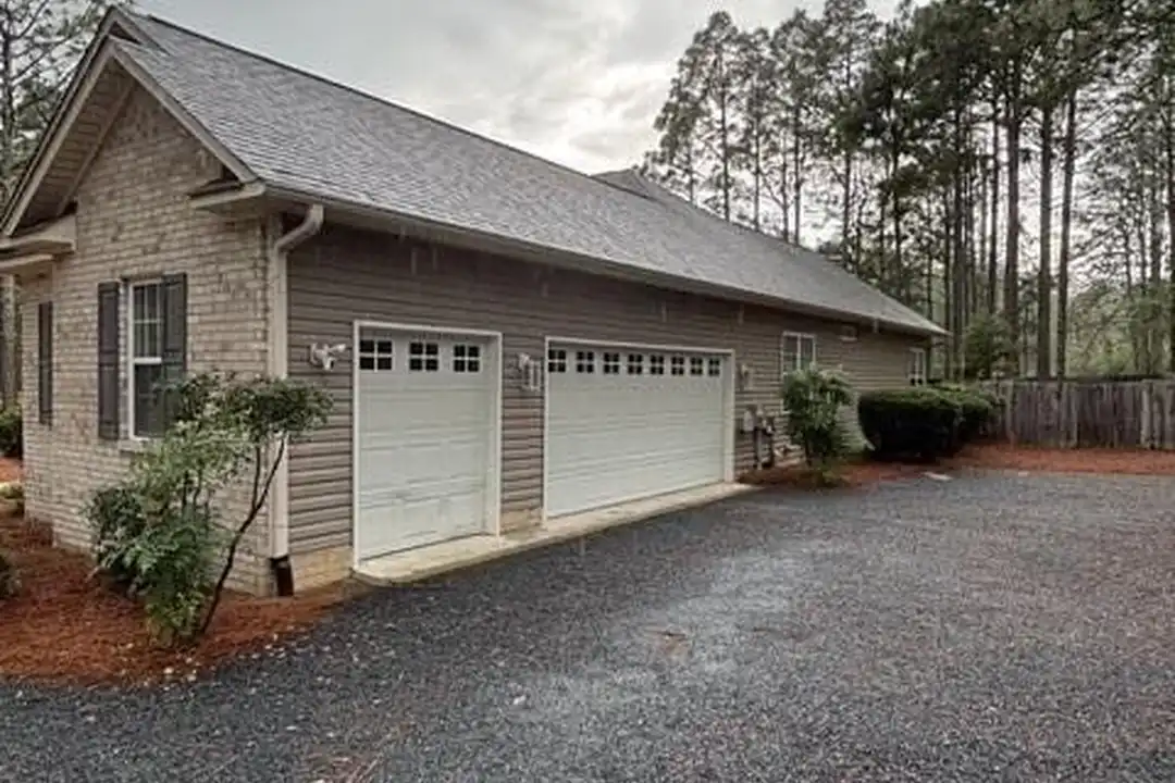 1150 Linden Rd - View 2
