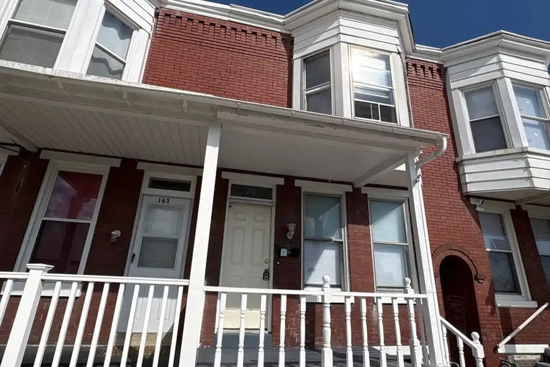 161 Stevens Ave – photo 1