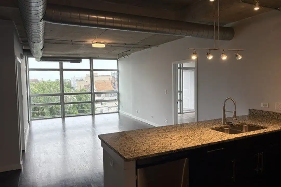 1610 W Fullerton Ave #409 – pohled 5