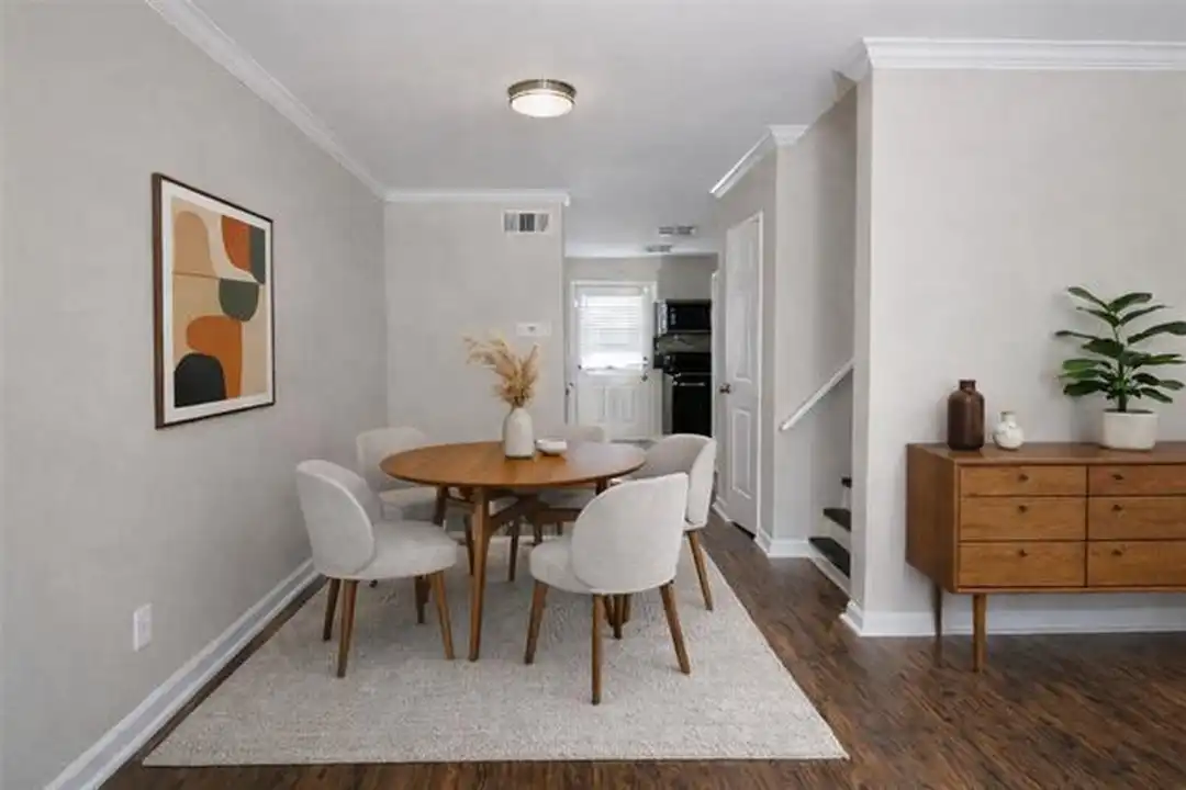 Apartment in Dallas - View 2