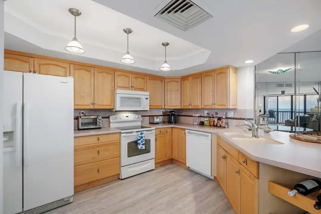 9550 S Ocean Dr #4 - View 6