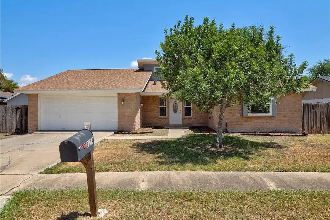 2114 Matagorda Dr – photo 1