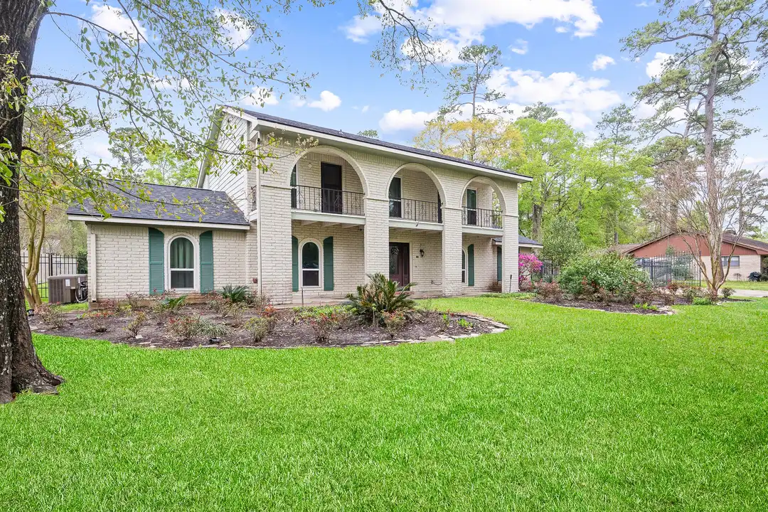 16811 Waycreek Rd - More