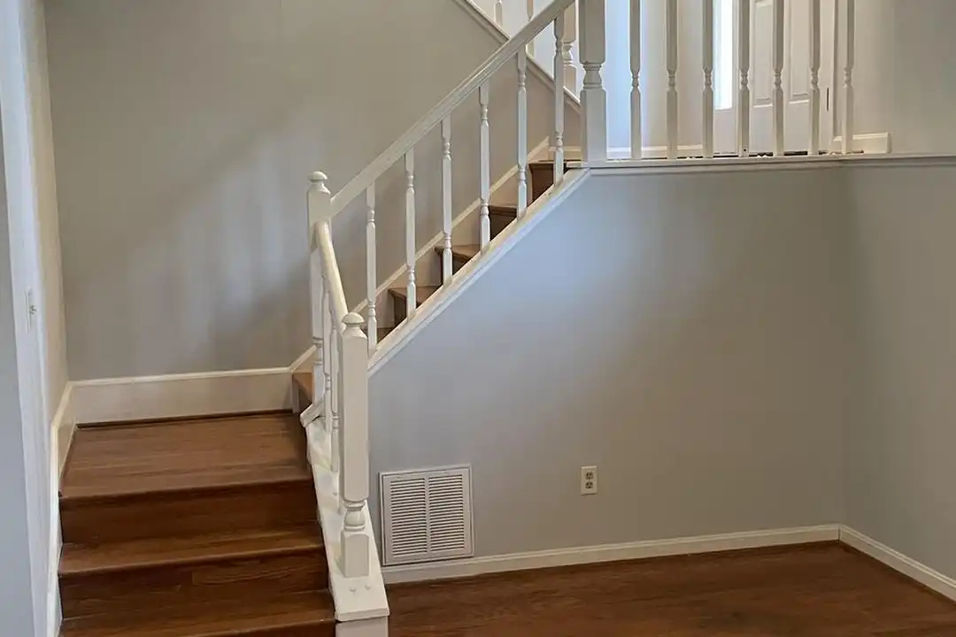 210 Wakefield Dr - View 3