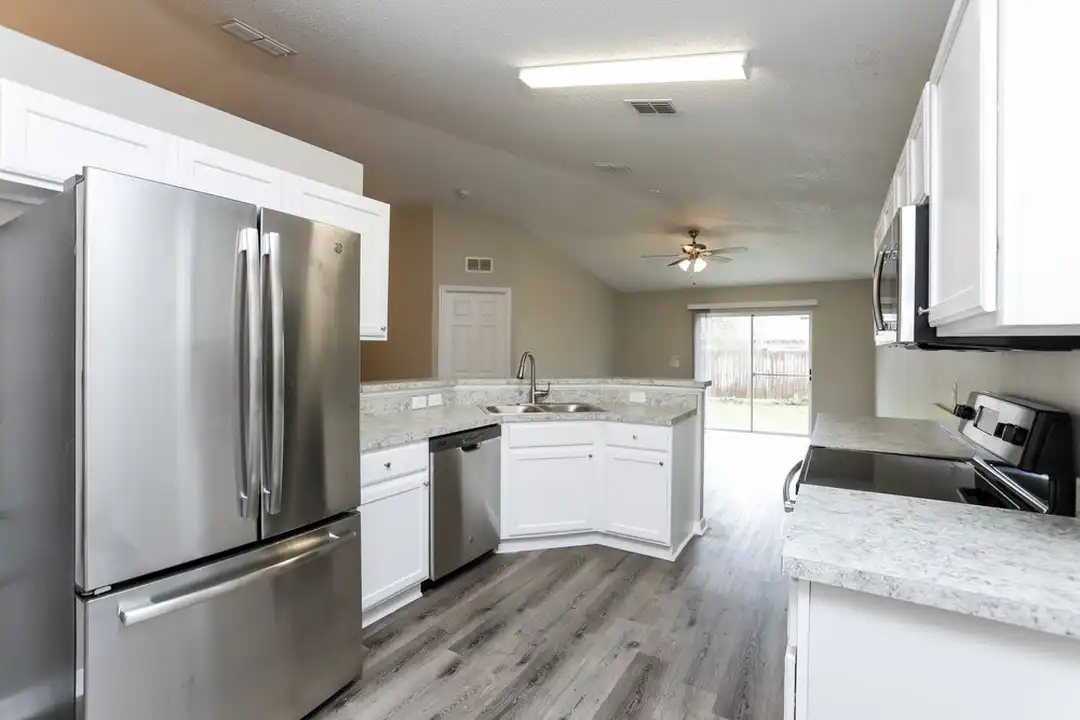 3536 Stonefield Dr - View 5