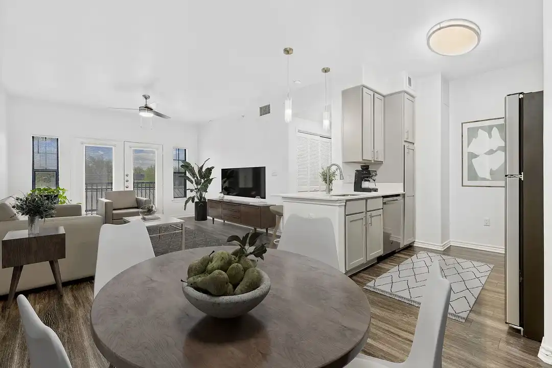 Midtown Urban - View 2